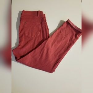 Small red capri jeggings